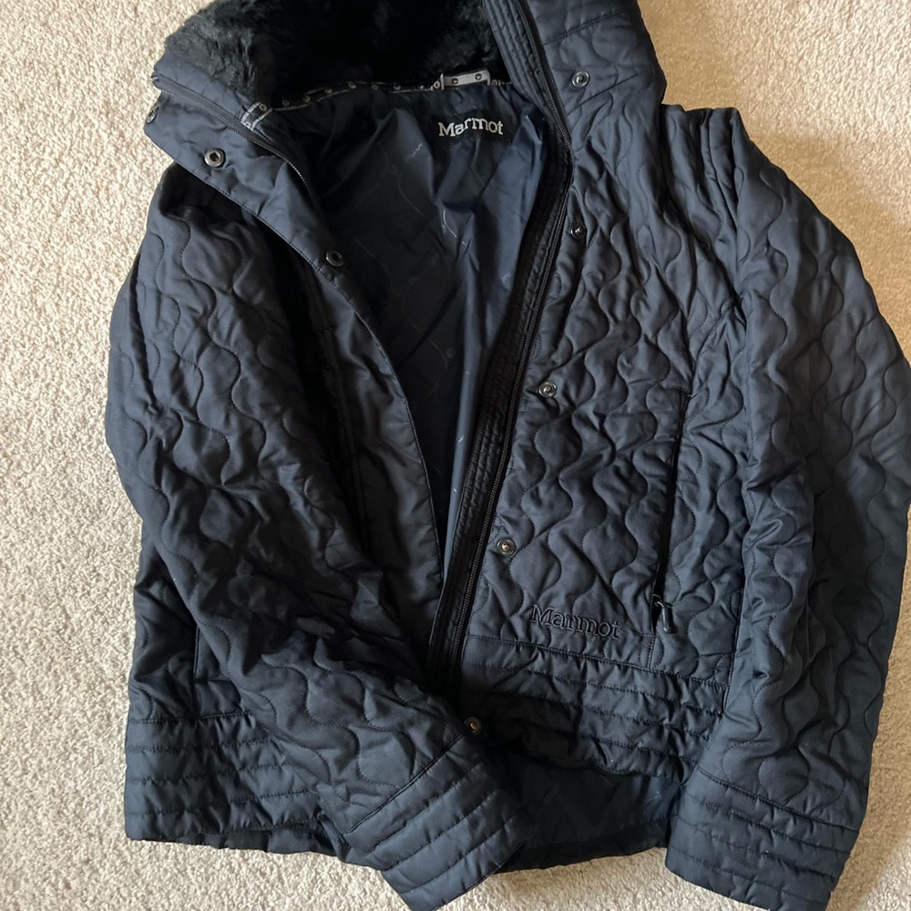 Marmot Women's Black Quilted Puffer Jacket